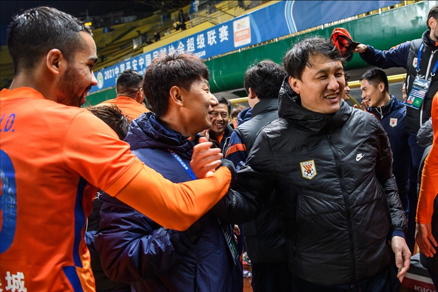 pg国际娱乐城-AC米兰冲刺阶段绝杀压哨罗马围绕德甲状态回暖，清晨山东泰山官宣签约瞬间刷屏 